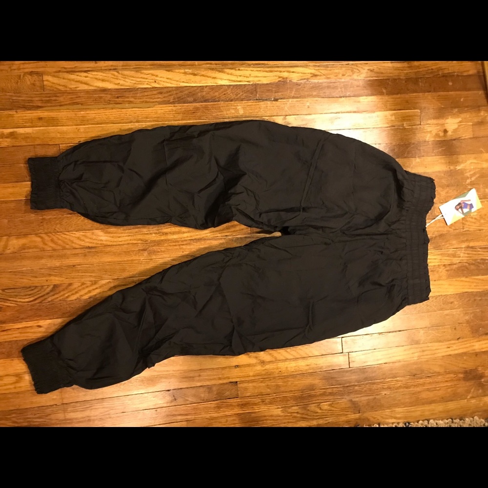 Brand NWT Halara joggers. Women’s size Medium. Selling together @ low price!